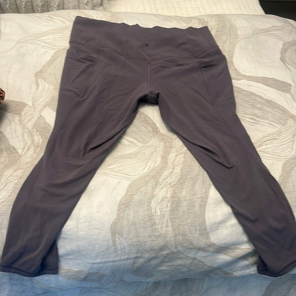 Athleta purple leggings